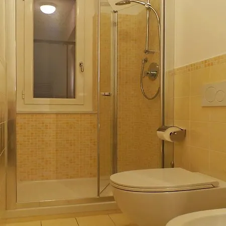 Baisi Flexyrent Apartament *