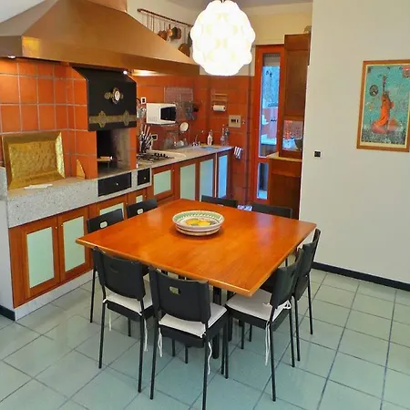 Apartament Baisi Flexyrent *