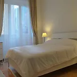 Baisi Flexyrent Apartamento *