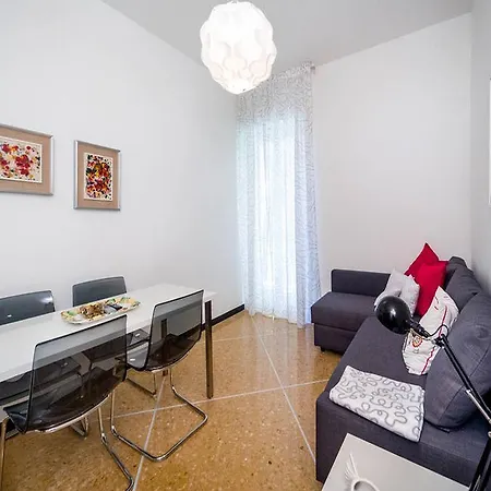 Baisi Flexyrent דירה